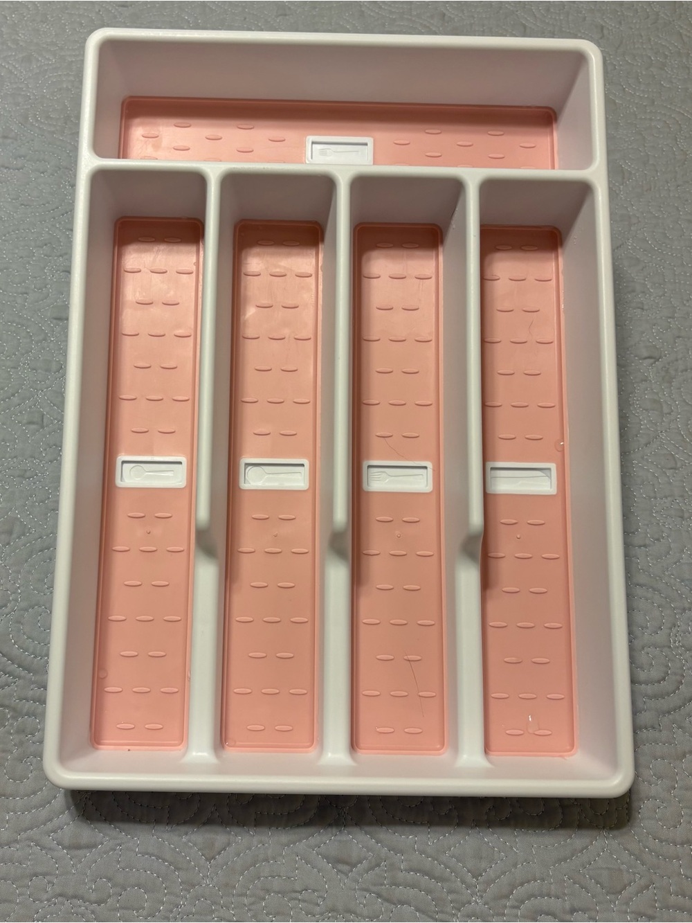 CherHome Pink 5-Compartment Silverware Organizer with Cutlery Icons